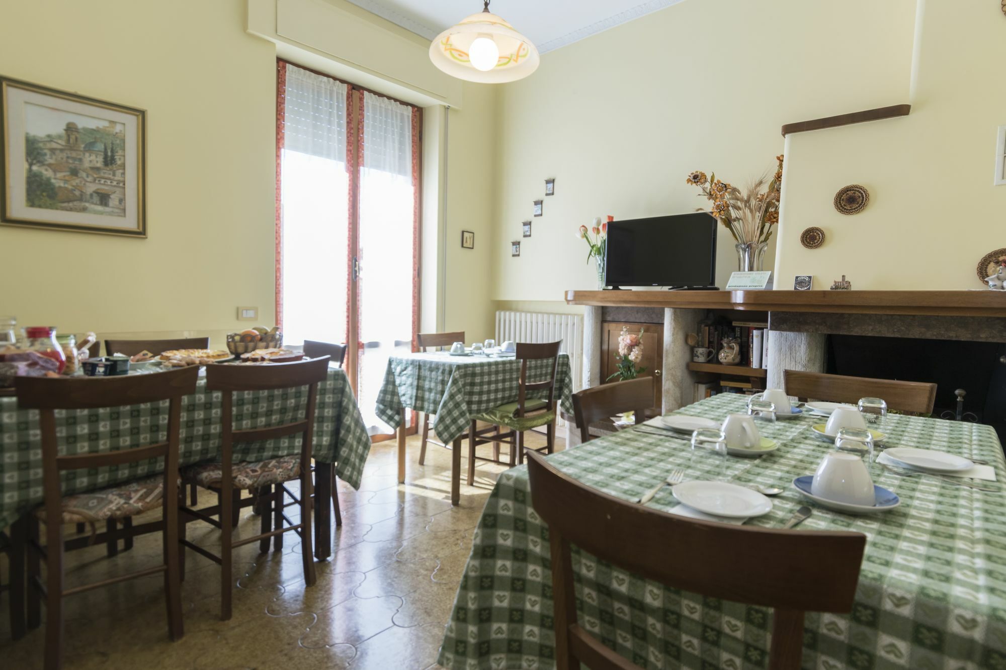 Camere Mariella Assisi Eksteriør billede