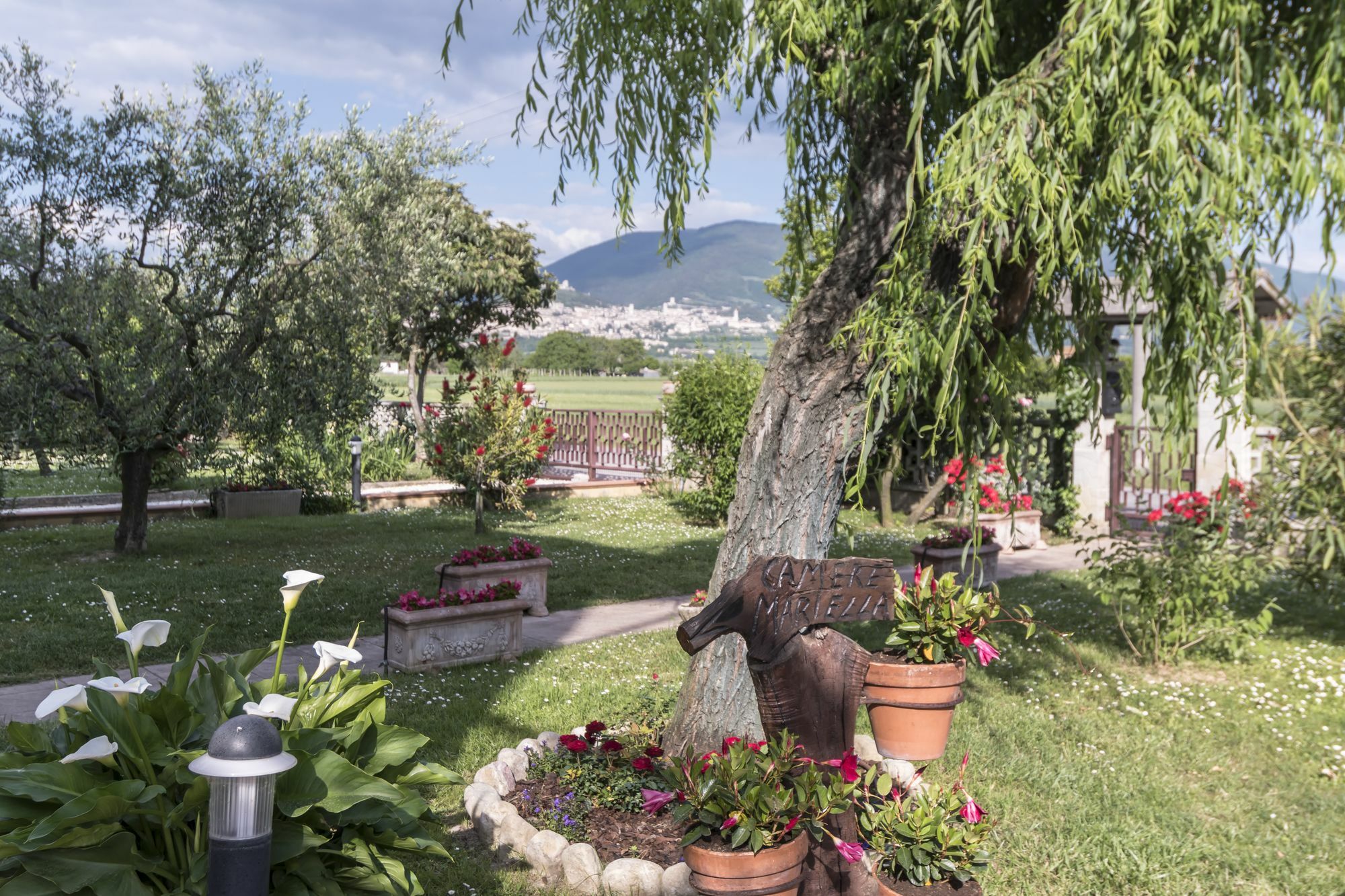 Camere Mariella Assisi Eksteriør billede